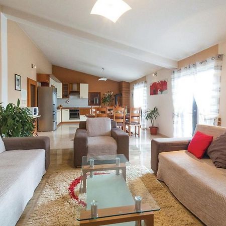 Mediterranean Stylish Villa With Pool In Kastel Stari Kaštela Extérieur photo